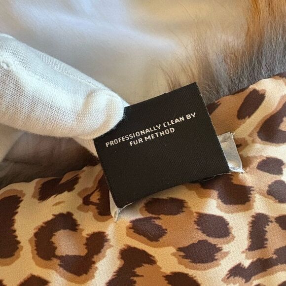 Carlisle NY Red Fox Fur Collar with Leopard Print Lining & Leather Buckle NWOT - Picture 6 of 6